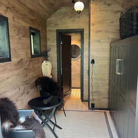 Eidegrend Boutique Eikelandsosen