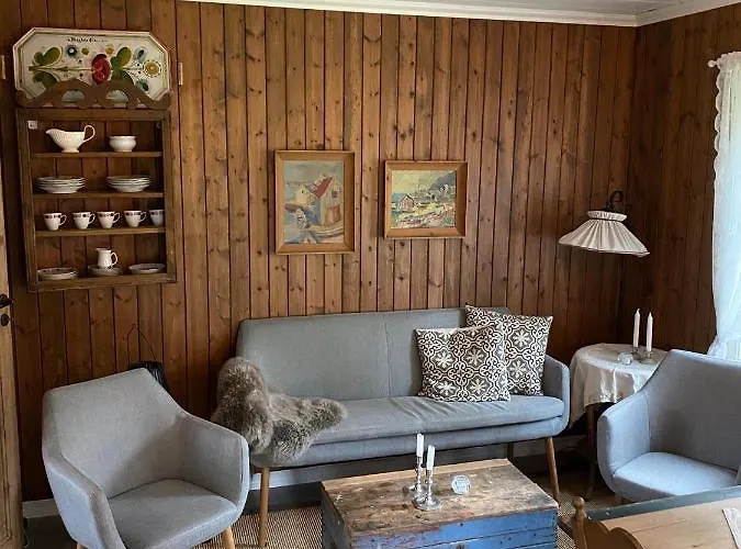 Semesterbostad Eidegrend Boutique Eikelandsosen