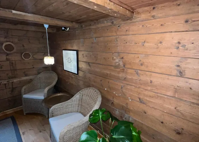 Semesterbostad Eidegrend Boutique Eikelandsosen