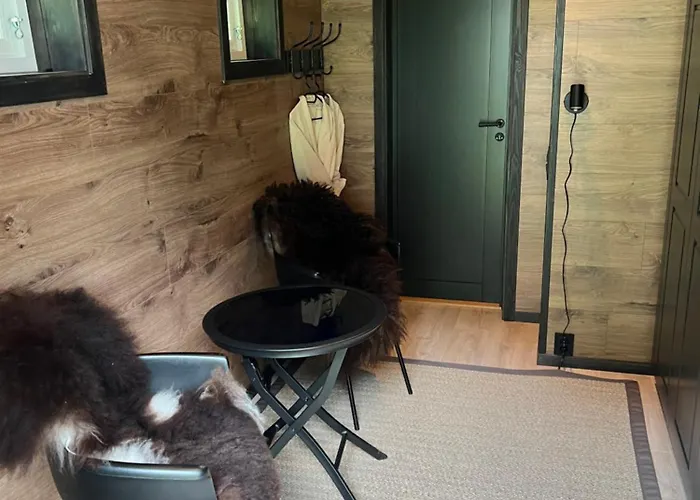 Eidegrend Boutique *